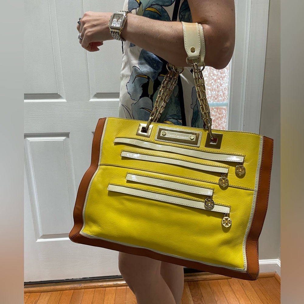 AUTH Tori Burch large tote - showstopper!
